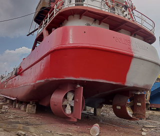 Sandblasting and Painting SPOB Golden Puma
